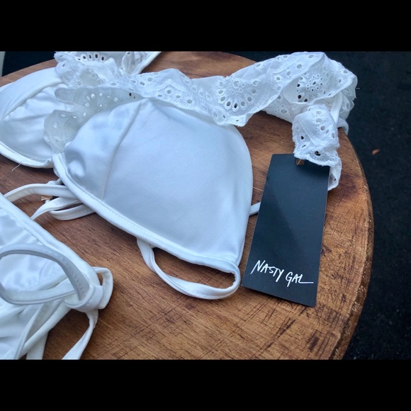NWT Nasty Gal “Hold You’re Thread High Bikini” - Picture 7 of 8